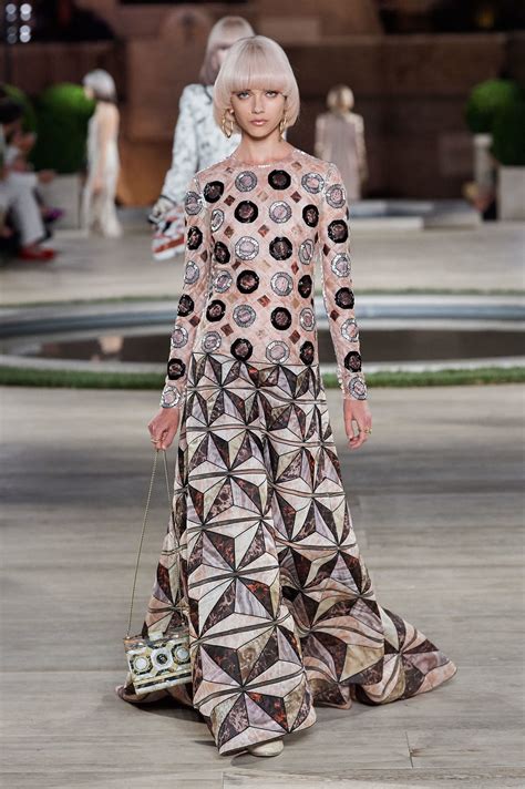 Fendi Fall 2019 Couture Collection 